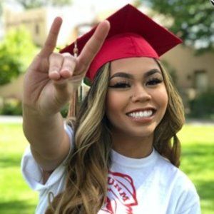 Meet your Posher, Jocelyn